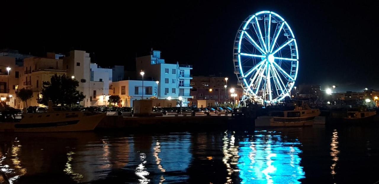 Casetta Sul Porto Antico Monopoli Exteriör bild